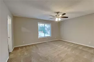 252 Paxton Cir, Marietta, GA 30066 - Photo 9