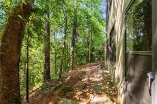 183 Triumph Dr NW, Atlanta, GA 30327 - Photo 35