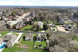 1449 Walker St, Gainesville, GA 30501 - Photo 21