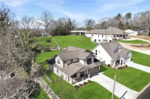 1449 Walker St, Gainesville, GA 30501 - Photo 7