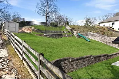 1449 Walker Street, Gainesville, GA 30501 - Photo 11