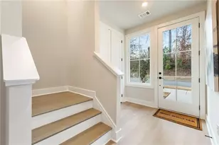 2206 Carlton Ct, Atlanta, GA 30318 - Photo 3