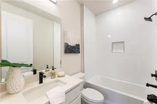 2206 Carlton Ct, Atlanta, GA 30318 - Photo 7