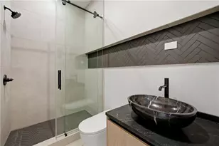 1033 Reeder Cir NE, Atlanta, GA 30306 - Photo 17