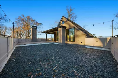 1033 Reeder Circle NE, Atlanta, GA 30306 - Photo 61