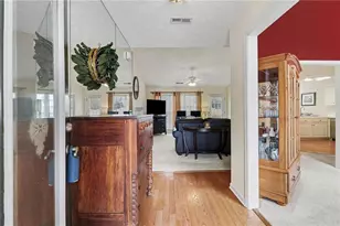 7215 Valley Landing Ct, Cumming, GA 30041 - Photo 3