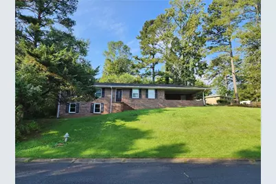 2477 Creekview Drive SW, Marietta, GA 30008 - Photo 1