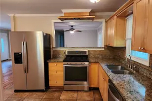 2477 Creekview Dr SW, Marietta, GA 30008 - Photo 7