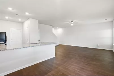 297 Seasons Valley, Pendergrass, GA 30567 - Photo 5