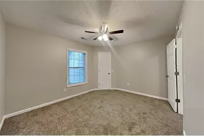 1464 Claredon Drive, Lawrenceville, GA 30043 - Photo 15