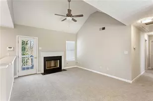 400 Camilla Cir SW, Mableton, GA 30126 - Photo 9