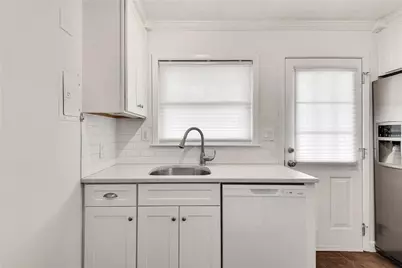 4282 Roswell Road NE #M2, Atlanta, GA 30342 - Photo 5