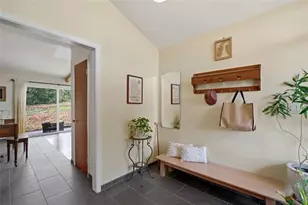 642 Kenilworth Cir, Stone Mountain, GA 30083 - Photo 5