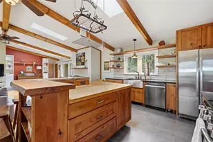 642 Kenilworth Cir, Stone Mountain, GA 30083 - Photo 15