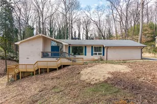 642 Kenilworth Cir, Stone Mountain, GA 30083 - Photo 1