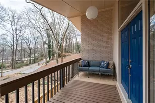 642 Kenilworth Cir, Stone Mountain, GA 30083 - Photo 3