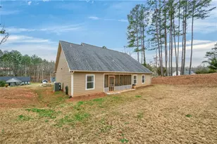 128 Tabitha Page Ln, Toccoa, GA 30577 - Photo 33