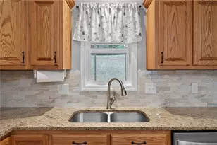 128 Tabitha Page Ln, Toccoa, GA 30577 - Photo 15