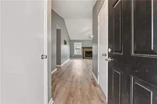 5418 Jamestowne Dr, Powder Springs, GA 30127 - Photo 5