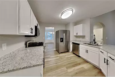 1719 Silverchase Drive SW, Marietta, GA 30008 - Photo 5