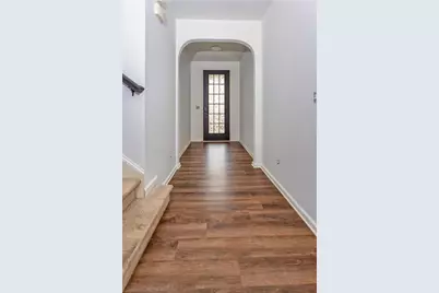 933 Spicy Oak Drive, Lawrenceville, GA 30044 - Photo 5