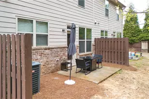 933 Spicy Oak Dr, Lawrenceville, GA 30044 - Photo 47