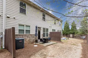 933 Spicy Oak Dr, Lawrenceville, GA 30044 - Photo 5