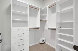 3324 Peachtree Rd NE, Atlanta, GA 30326 - Photo 21