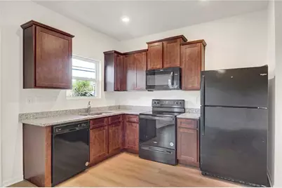 1004 Highwood Lane, Atlanta, GA 30344 - Photo 7