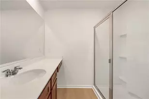 1004 Highwood Ln, Atlanta, GA 30344 - Photo 15