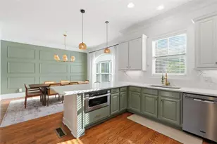 934 Delaronde Ct, Atlanta, GA 30328 - Photo 13