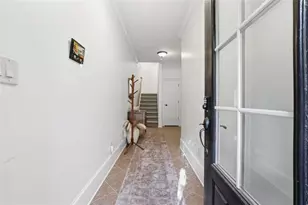 934 Delaronde Ct, Atlanta, GA 30328 - Photo 3