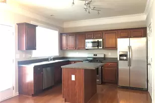 1377 Thornborough Dr, Alpharetta, GA 30004 - Photo 9