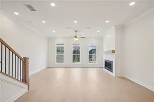 1017 Crown Oak St, Johns Creek, GA 30022 - Photo 11