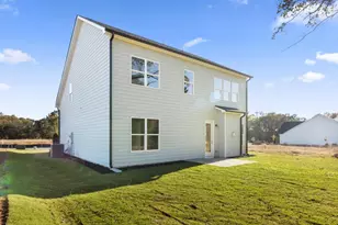 205 Crimson Feather Dr, Jefferson, GA 30549 - Photo 5