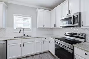 1192 Hubbard St SW, Atlanta, GA 30310 - Photo 9