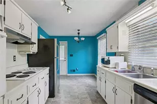 125 Meadowview Cir, Tyrone, GA 30290 - Photo 11