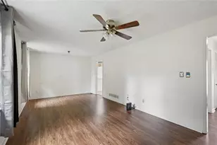 125 Meadowview Cir, Tyrone, GA 30290 - Photo 7