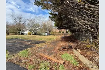 5621 Church Street, Flowery Branch, GA 30542 - Photo 17