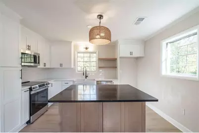 511 Lee Byrd Road, Loganville, GA 30052 - Photo 11