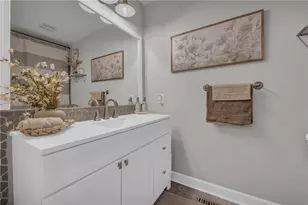 1023 Hickory Nut Ln, Lawrenceville, GA 30043 - Photo 19