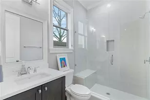 2990 Surrey Ln, Atlanta, GA 30341 - Photo 17