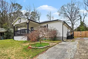 1117 Burbank Cir, Marietta, GA 30062 - Photo 3