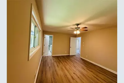 421 Safari Circle, Stone Mountain, GA 30083 - Photo 15