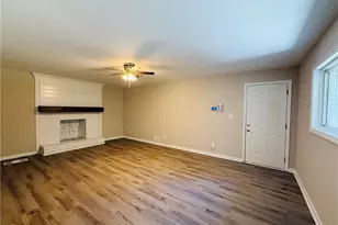 421 Safari Cir, Stone Mountain, GA 30083 - Photo 11