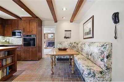 6900 Castleton Drive NW, Atlanta, GA 30328 - Photo 17