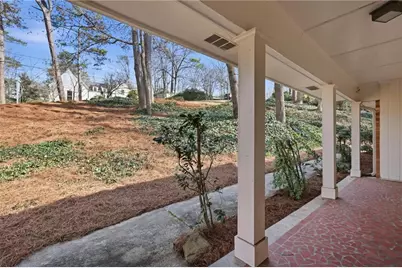 6900 Castleton Drive NW, Atlanta, GA 30328 - Photo 5