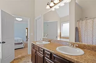 1246 Foxcreek Dr, McDonough, GA 30252 - Photo 17