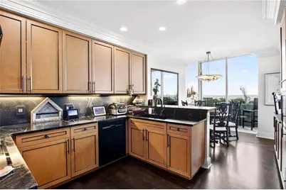 700 Park Regency Place NE #2403, Atlanta, GA 30326 - Photo 17