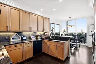 700 Park Regency Pl NE, Atlanta, GA 30326 - Photo 17